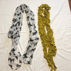 2 scarves